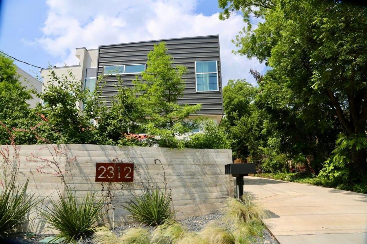 Stunning Modern Home W Pool & Hot Tub In Dt Όστιν Εξωτερικό φωτογραφία