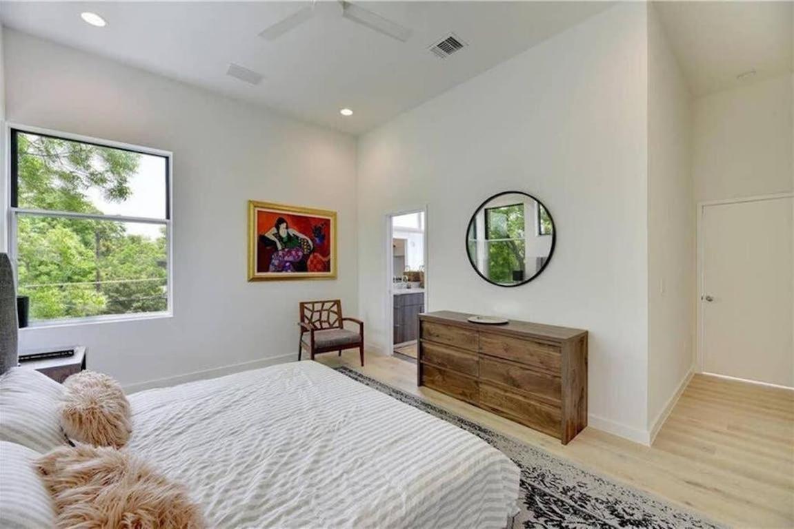 Stunning Modern Home W Pool & Hot Tub In Dt Όστιν Εξωτερικό φωτογραφία